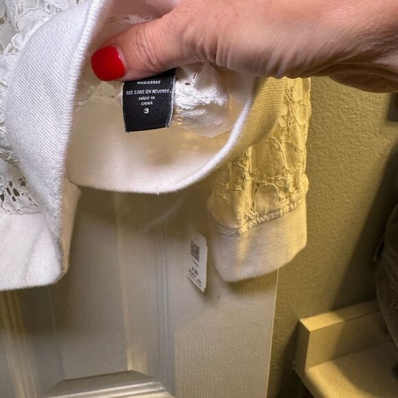 Torrid white lace zip jacket - Picture 3 of 3